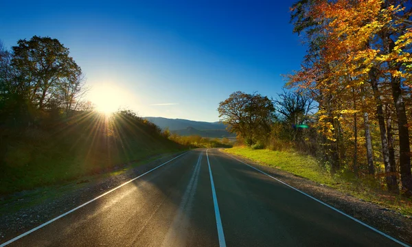 Strada asfaltata — Foto Stock