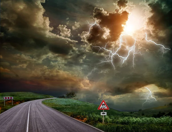 Summer landscape with old road — Stock Photo, Image