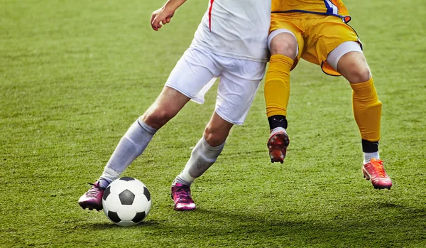 Jogada de futebol — Fotografia de Stock