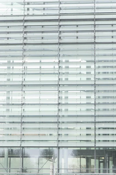 Pared de cristal del edificio de oficinas —  Fotos de Stock