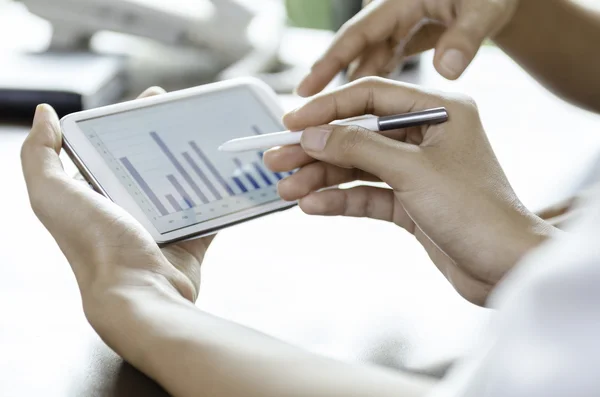 Women using tablet with stylus pen — Stock Photo, Image