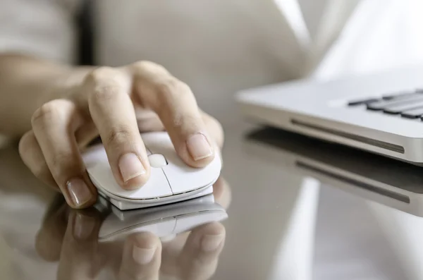 Trabalhando com computador — Fotografia de Stock