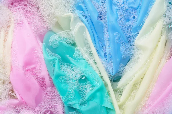 Ropa Color Empapar Polvo Detergente Disolución Agua Concepto Lavandería —  Fotos de Stock
