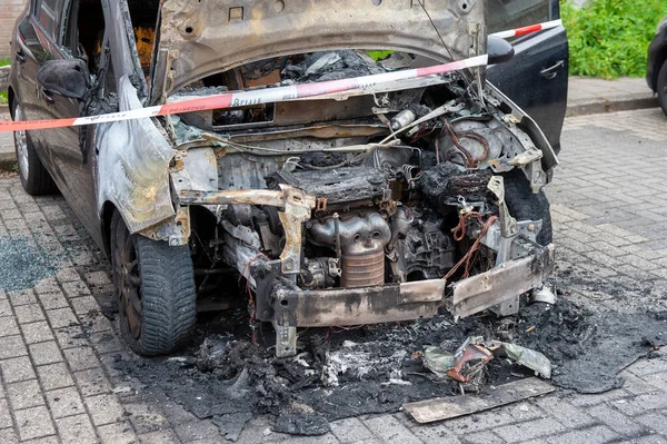 Wypadek Samochodu Tym Jak Zapalił Się Nocy — Zdjęcie stockowe