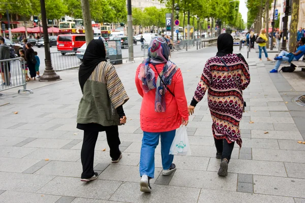 Moslima i Paris — Stockfoto