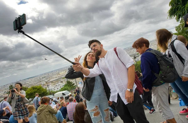 Selfie i paris — Stockfoto