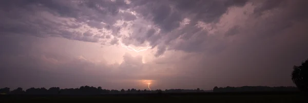 Thunder and Lightning — Stock Photo, Image