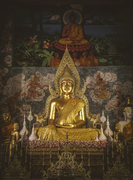 Boeddha in Wat Phra die Cho Hae tempel — Stockfoto