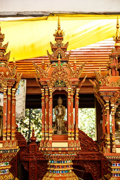 Wat Phra que Cho Hae Templo em Phrae na Tailândia — Fotografia de Stock