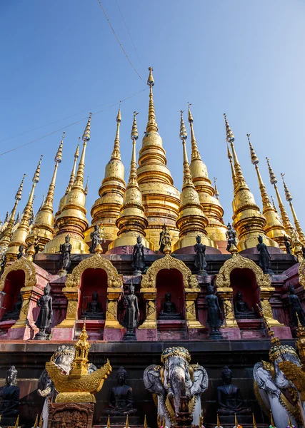 Phrae, bangkok, thailand, februar, 7.2016: wat phra that suthon mo — Stockfoto