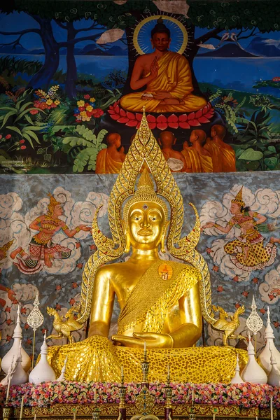 Buddha at Wat Phra That Cho Hae Temple — Stock Photo, Image