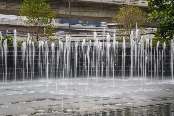 Fountain in the park — Stock Photo, Image