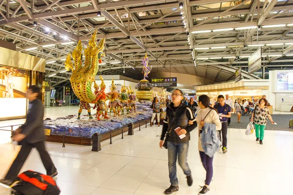 Bangkok, thailand - 21. märz 2016: suvarnabhumi airport is one — Stockfoto