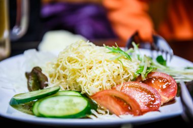 Japonca kızarmış noodle