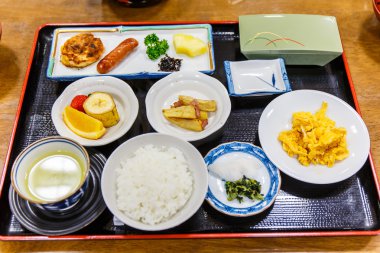 Japon lokantasında ayarla bento.