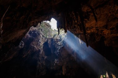 Khao Luang mağara, bir Tayland konumlar güzeldir