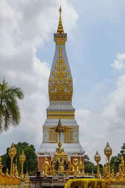 Wat phra, das Phanom ist das heilige Gebiet im Süden der Provinz Nakhon Phanom im Nordosten Thailands. — Stockfoto