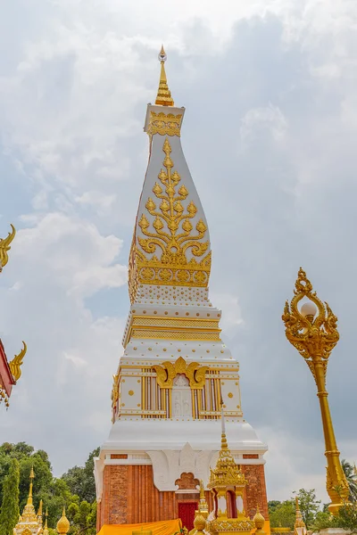 Wat Phra That Phanom is the sacred area in the south of Nakhon Phanom province, northeastern Thailand. — Stock Photo, Image