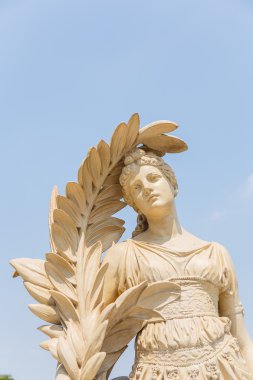 Ayutthaya, Tayland - 13 Mart 2016: İnsan heykel Pa-in Palace, İmparatorluk Sarayı, olarak da bilinir yaz Sarayı çok güzel ve Tayland'ın turistik konumlar biridir.