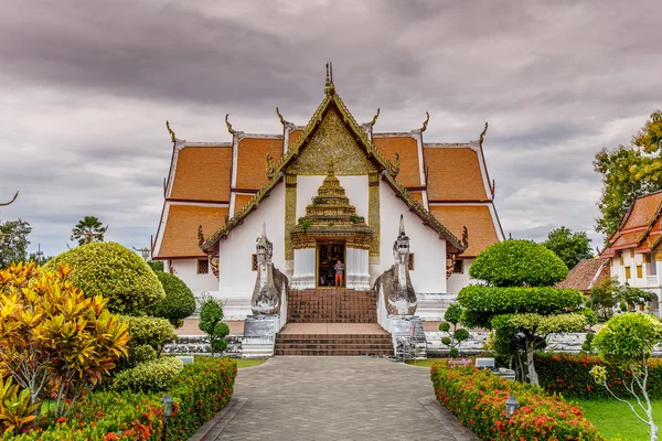 Templo de Wat Phumin en Nan, provincia de Nan —  Fotos de Stock