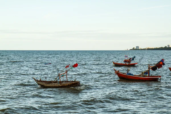 Small fishing boats on the beach Thailand — Stock Photo, Image