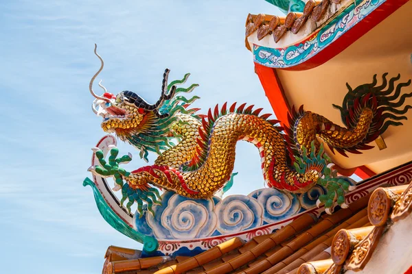 Drachen im chinesischen Tempel — Stockfoto