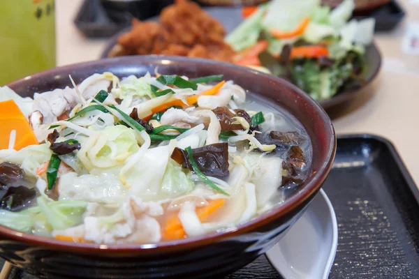 Tagliatelle giapponesi di ramen — Foto Stock