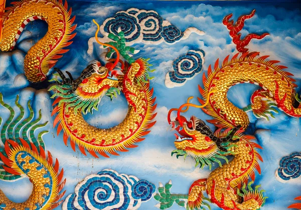Drakar i kinesiskt tempel — Stockfoto