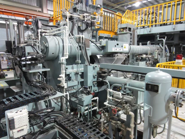 Extrusion aluminium machine — Stock Photo, Image