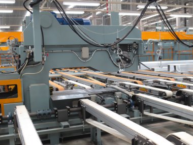 Makine Fabrikası streç