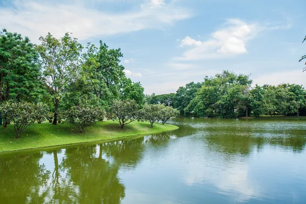 Park lake Tayland ile