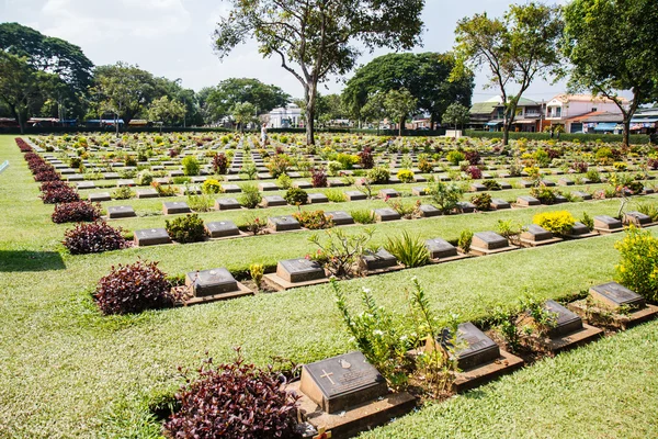 Geallieerde militaire begraafplaats, Kanchanaburi Thailand — Stockfoto