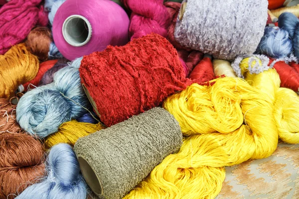 Raw silk thread color for background. — Stock Photo, Image