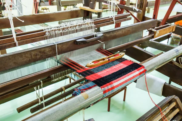 Loom for weaving silk in Thailand. — Stock Photo, Image