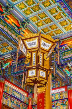 Nonthaburi-Tayland-Wat Çin tapınakta Aralık 27:lamp 