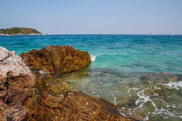 Pattaya beach w Koh Larn, Tajlandia — Zdjęcie stockowe