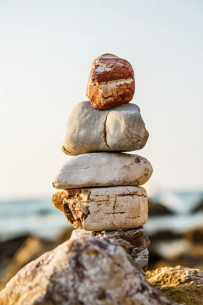 Rocks on the coast of the Sea in the nature — Stock Photo, Image