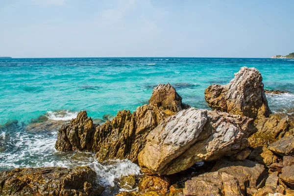 Pattaya beach w Koh Larn, Tajlandia — Zdjęcie stockowe