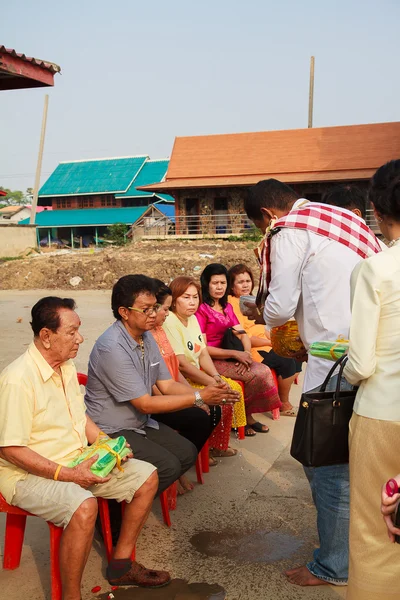 Bangkok 1 de marzo: una serie de ritos de iniciación que han cambiado — Foto de Stock