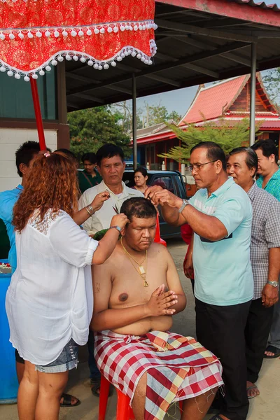 Bangkok 1 maart: een reeks van initiatieriten die zijn gewijzigd — Stockfoto