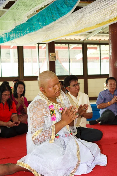 Bangkok 1 de marzo: una serie de ritos de iniciación que han cambiado — Foto de Stock