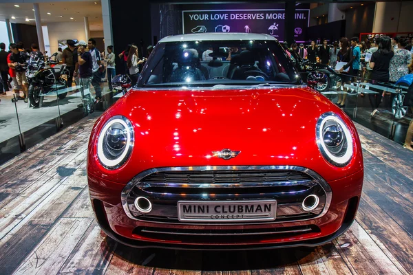 Bangkok, Tailândia - 4 de abril de 2015: MINI Cooper car shows in 36 B — Fotografia de Stock