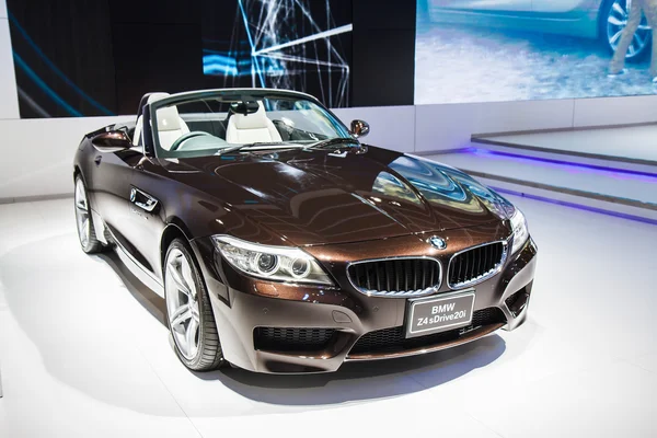 Bangkok, Tailandia - 4 de abril de 2015: BMW muestra coches en 36 Bangkok I — Foto de Stock