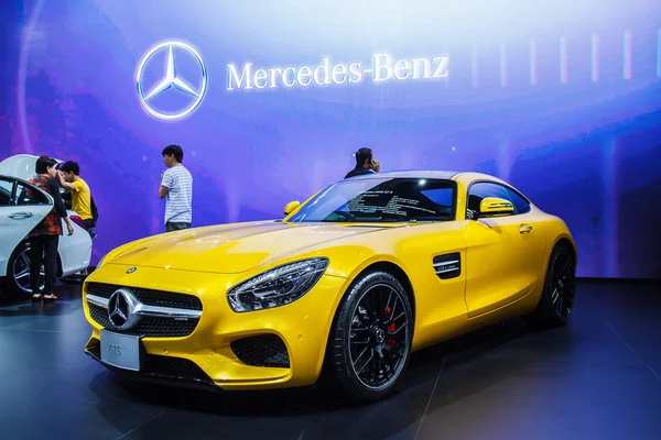 Bangkok, Tailândia - 4 de abril de 2015: Mercedes-Benz carro mostra em 36 — Fotografia de Stock