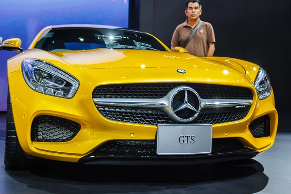 Bangkok, thailand - 4. april 2015: mercedes-benz car shows in 36 — Stockfoto