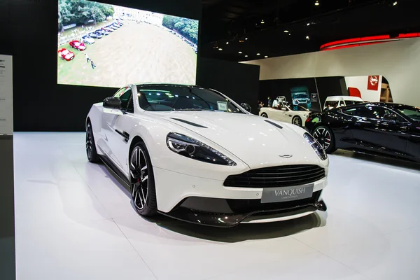 Bangkok, Tayland - 4 Nisan 2015: Aston Martin araba gösterilerinde 36 — Stok fotoğraf