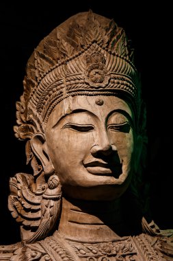 Kamboçya Ahşap oyma sanatı