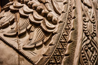 Kamboçya Ahşap oyma sanatı