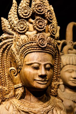 Kamboçya Ahşap oyma sanatı