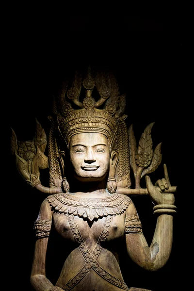 Sztuka rzeźbienia w drewnie Kambodży — Zdjęcie stockowe